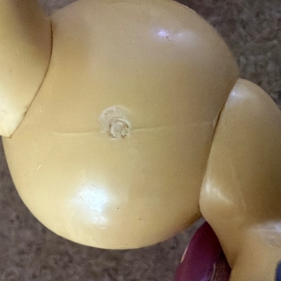 Winnie the Pooh Christmas Ornament Pooh Ice Skating with Box - Picture 10 of 14